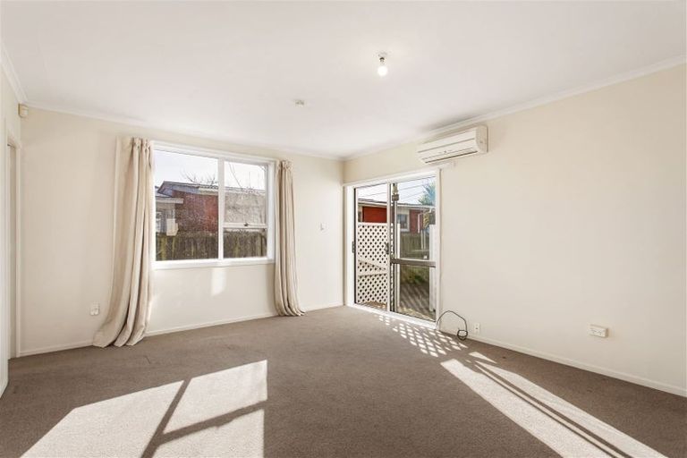 Photo of property in 2/27 Percy Street, Phillipstown, Christchurch, 8011
