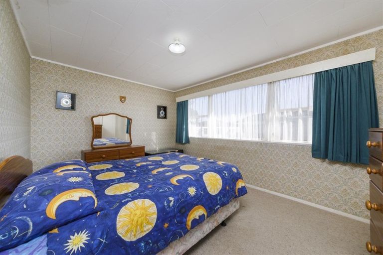 Photo of property in 8 Walker Crescent, Bulls, 4818