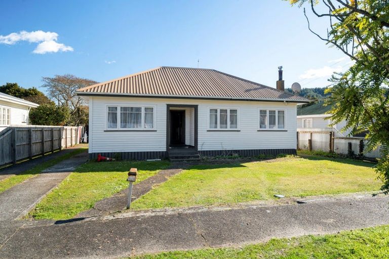 Photo of property in 10 Leese Street, Taumarunui, 3920