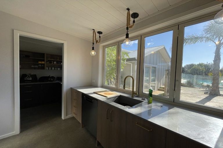 Photo of property in 39 Pohutukawa Drive, Eskdale, Napier, 4182