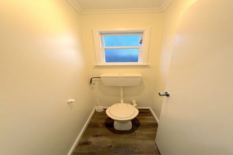 Photo of property in 49 Parkstone Avenue, Ilam, Christchurch, 8041