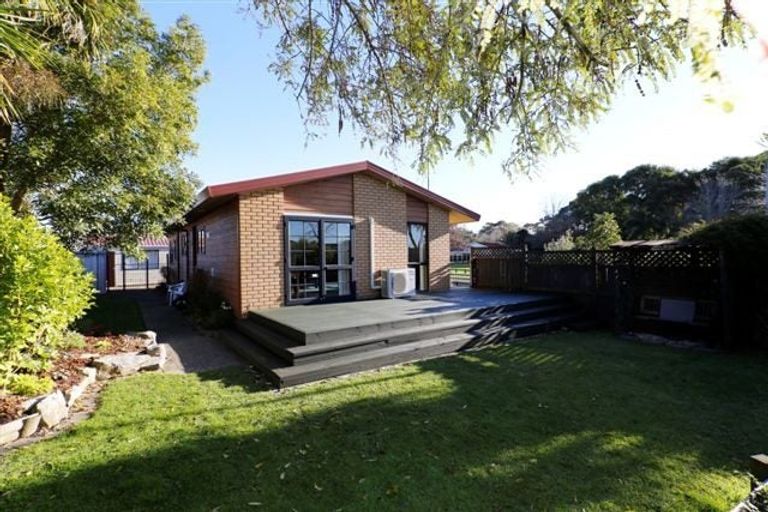 Photo of property in 1 Cromwell Drive, Fitzroy, Hamilton, 3206