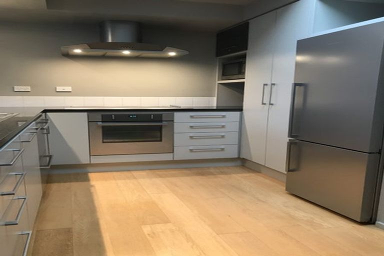 Photo of property in Oxleys Rock Apartments, 503/6 London Quay, Picton, 7220