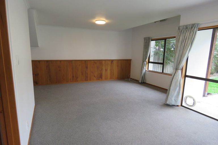 Photo of property in 2/125 Champion Street, Edgeware, Christchurch, 8013