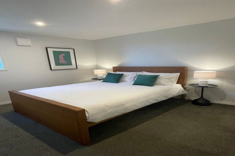 Photo of property in 14 Highbury Road, Highbury, Wellington, 6012