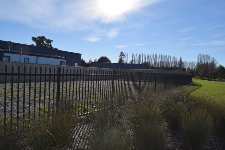 Photo of property in 84 Glenturret Drive, Casebrook, Christchurch, 8051