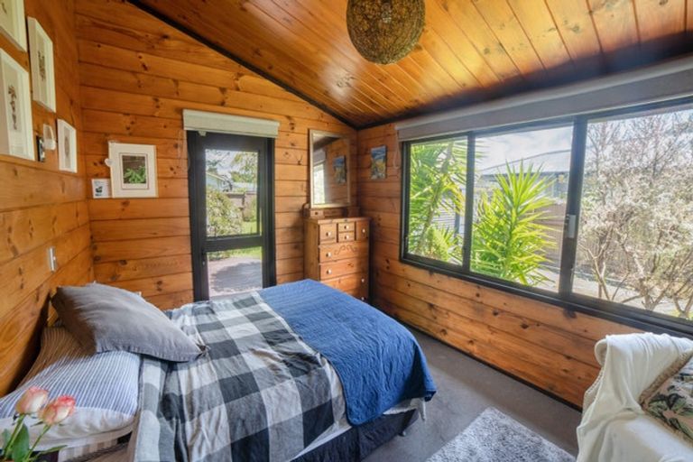 Photo of property in 17 Denver Grove, Totara Park, Upper Hutt, 5018