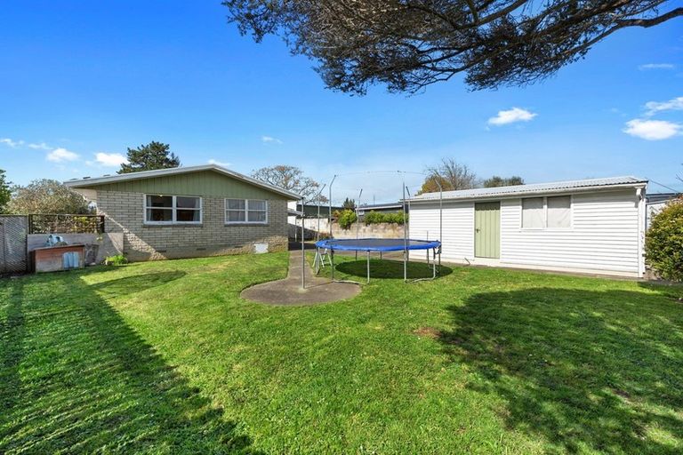 Photo of property in 15 Totara Drive, St Andrews, Hamilton, 3200