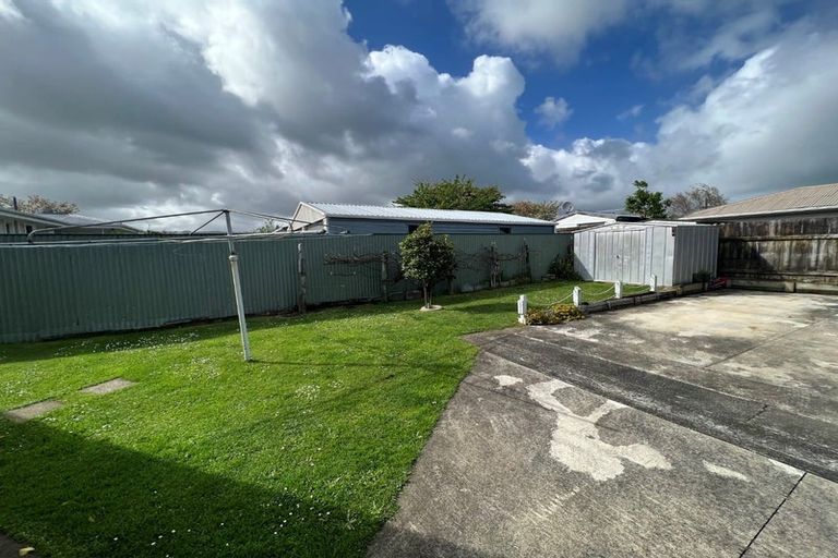 Photo of property in 634 Queen Street East, Levin, 5510