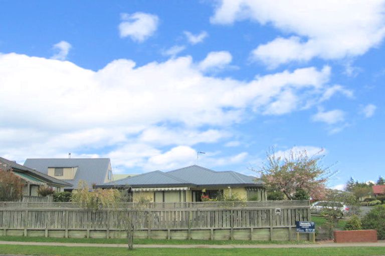 Photo of property in 47 Kiddle Drive, Hilltop, Taupo, 3330