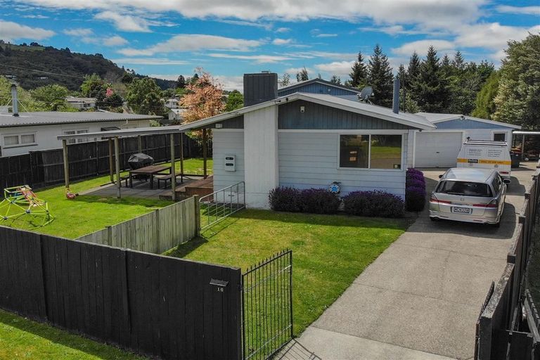 Photo of property in 16 Deborah Place, Mangakakahi, Rotorua, 3015