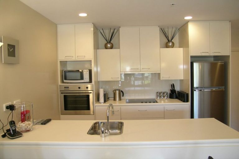 Photo of property in West Fitzroy, 2g/66 Armagh Street, Christchurch Central, Christchurch, 8013