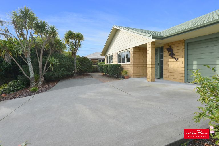 Photo of property in 32 Markson Avenue, Onerahi, Whangarei, 0110