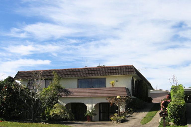 Photo of property in 18 Clivedene Street, Matua, Tauranga, 3110