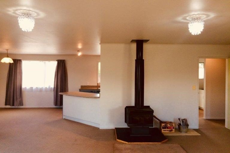 Photo of property in 15 Ragan Lane, Wanaka, 9305