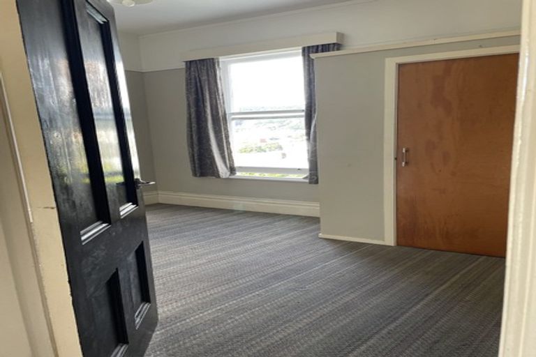 Photo of property in 91 Tasman Street, Mount Cook, Wellington, 6021