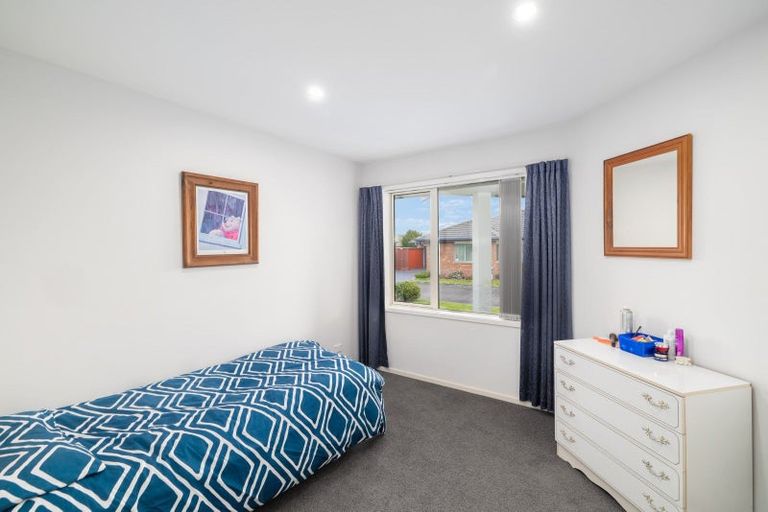 Photo of property in 3 Orca Lane, Parklands, Christchurch, 8083