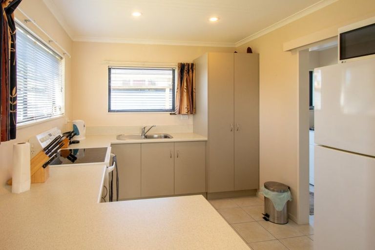 Photo of property in 22 John Street, Winton, 9720