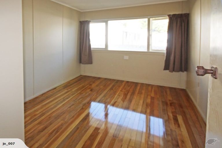 Photo of property in 11c Edinburgh Street, Tuakau, 2121