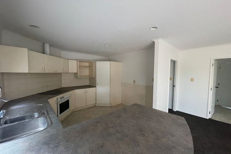 Photo of property in 15 Kalgan Place, Burswood, Auckland, 2013