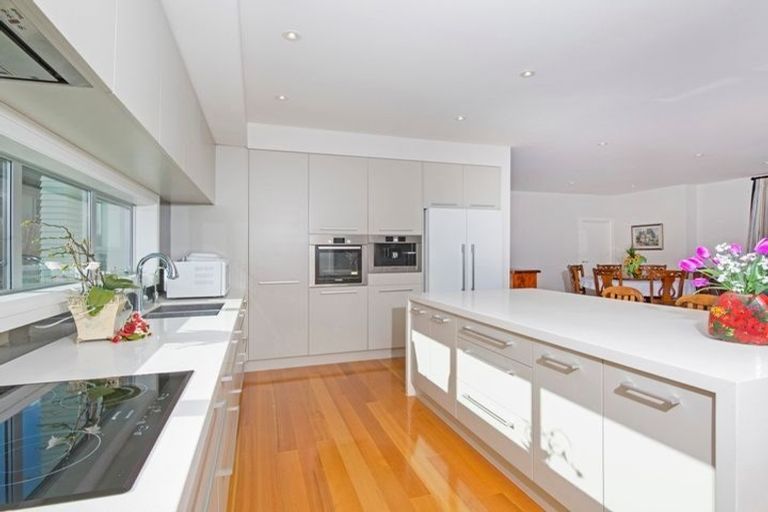 Photo of property in 60 Gracechurch Drive, Flat Bush, Auckland, 2016