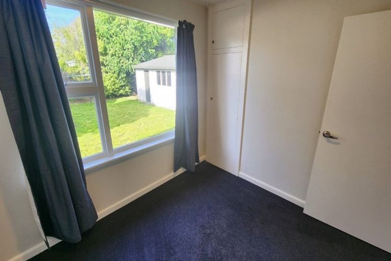 Photo of property in 50 Niven Street, Avondale, Christchurch, 8061