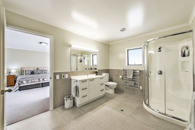 Photo of property in 38 Winnie Vine Place, Dunsandel, Leeston, 7682