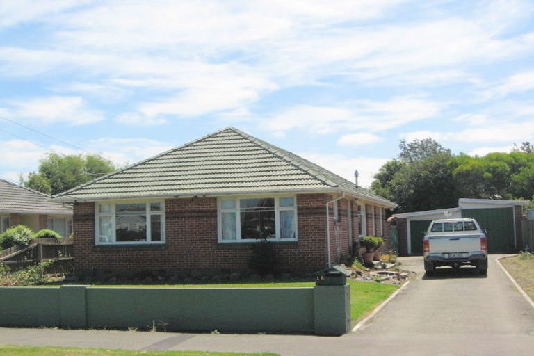 Photo of property in 18 Leistrella Road, Hoon Hay, Christchurch, 8025
