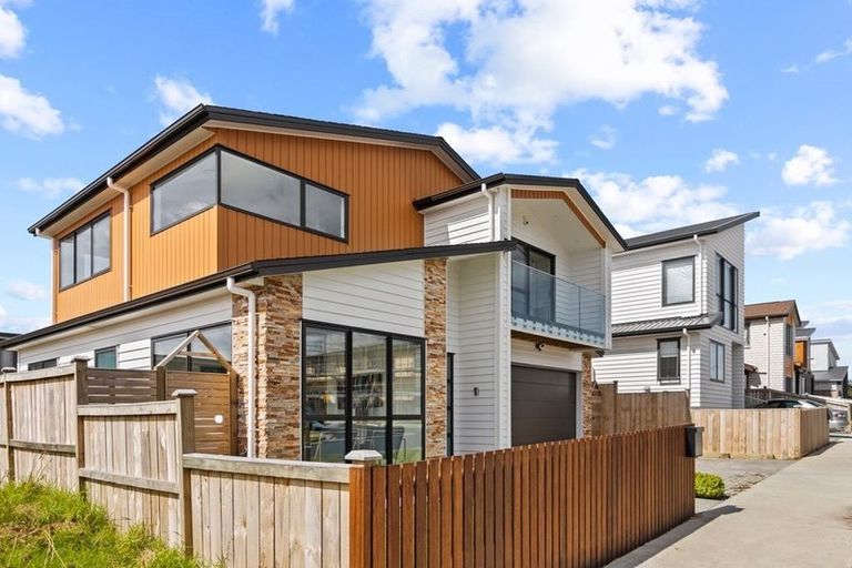 Photo of property in 51 Turret Lane, Hobsonville, Auckland, 0616