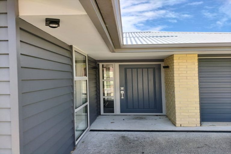 Photo of property in 6 Kereru Close, Halfway Bush, Dunedin, 9010