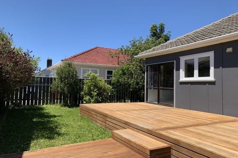 Photo of property in 125 Molesworth Street, Taita, Lower Hutt, 5011