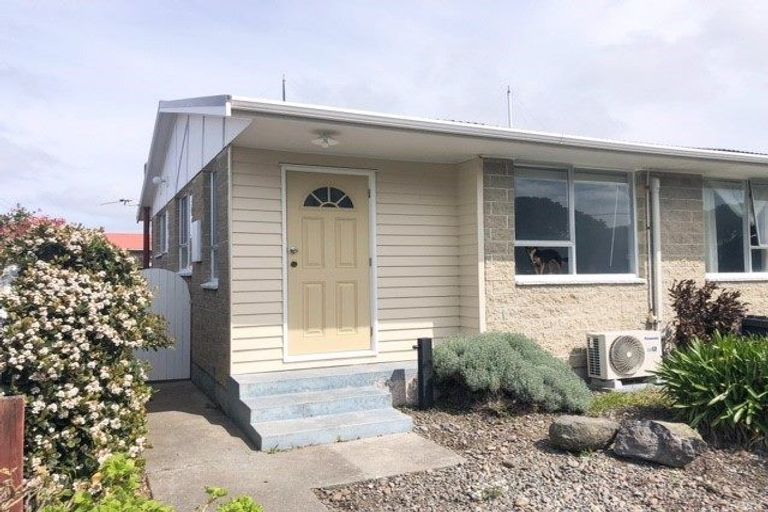 Photo of property in 2/80 Oram Avenue, New Brighton, Christchurch, 8061