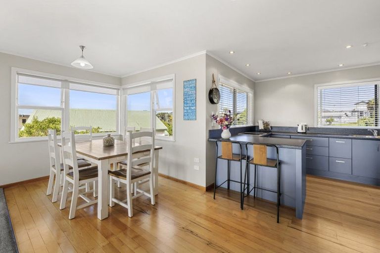 Photo of property in 19 Taipari Avenue, Raglan, 3225