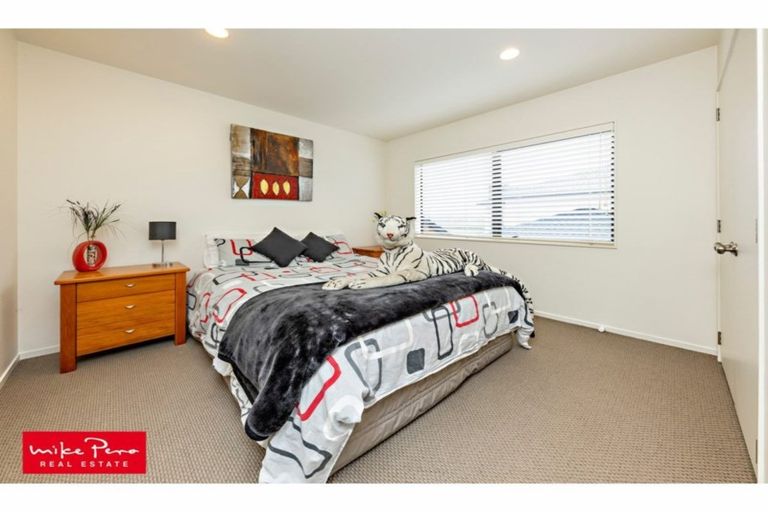 Photo of property in 14 Lake Drive, Karaka, Papakura, 2113