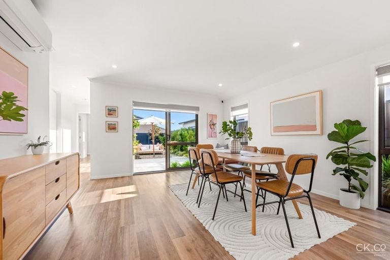 Photo of property in 9 Pattullo Crescent, Wallaceville, Upper Hutt, 5018