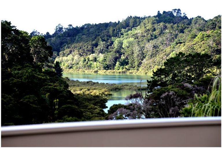 Photo of property in 24 Coastal Heights, Stillwater, Silverdale, 0993