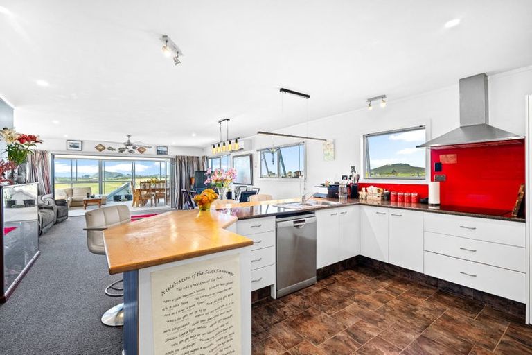 Photo of property in 80 Campbell Road, Parua Bay, Onerahi, 0192