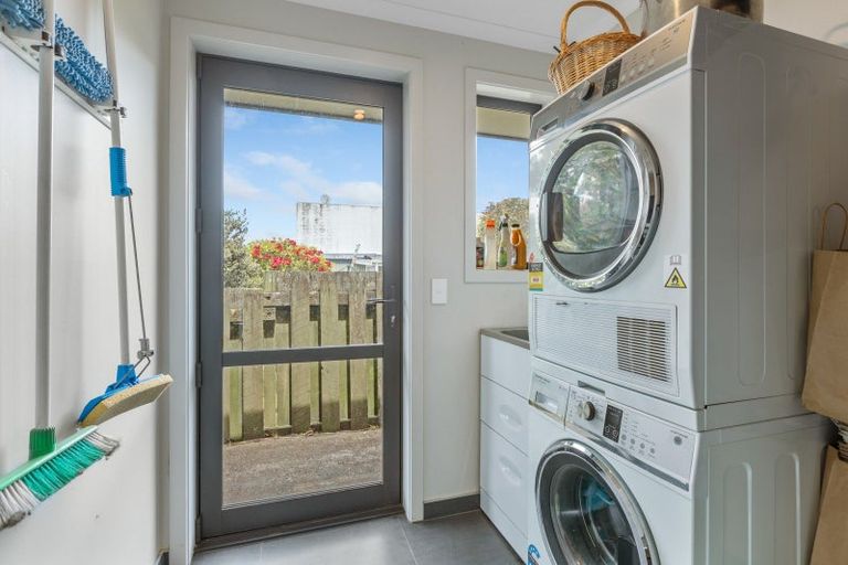 Photo of property in 8a Cutfield Street, Inglewood, 4330