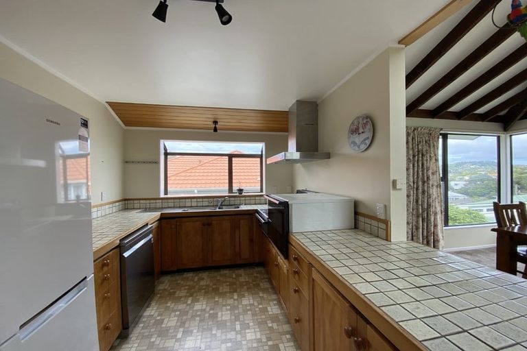 Photo of property in 2a Karamu Street, Ngaio, Wellington, 6035