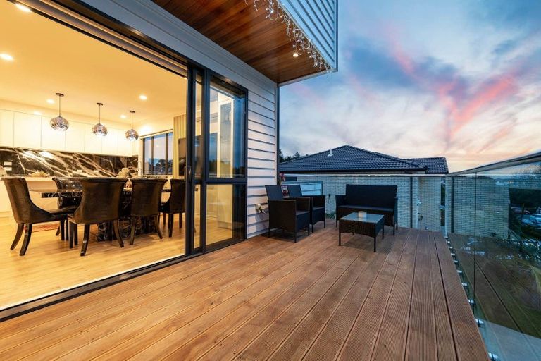 Photo of property in 5 Riwai Street, Flat Bush, Auckland, 2019