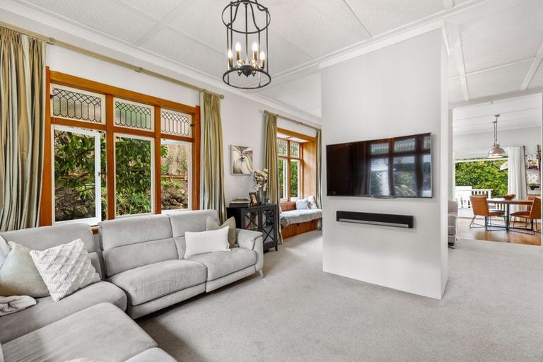 Photo of property in 23 Ewen Alison Avenue, Devonport, Auckland, 0624