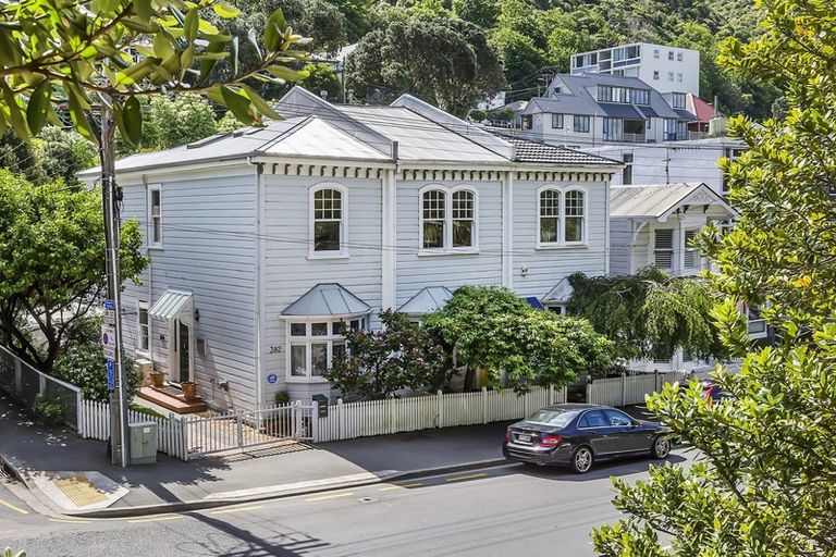 Photo of property in 380 Tinakori Road, Thorndon, Wellington, 6011