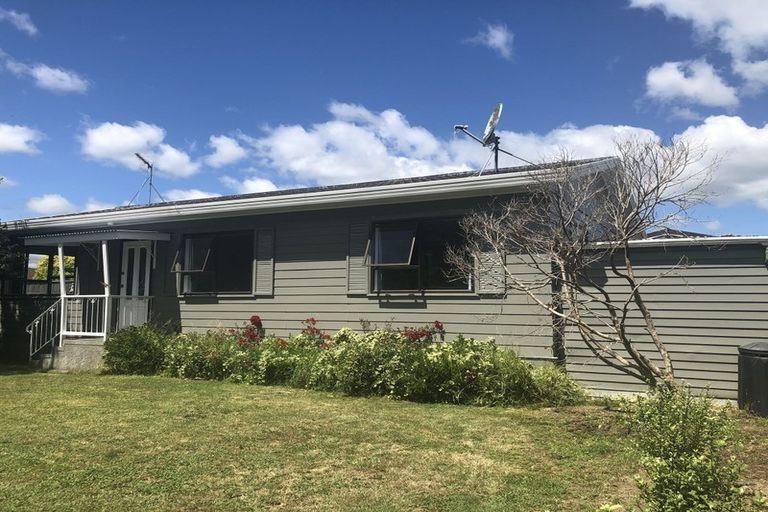 Photo of property in 6a Laredo Grove, Totara Park, Upper Hutt, 5018