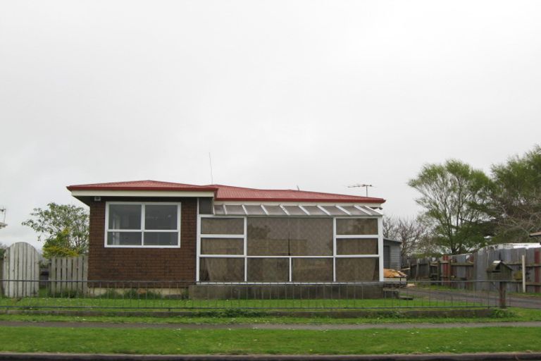 Photo of property in 121 Cracroft Street, Waitara, 4320