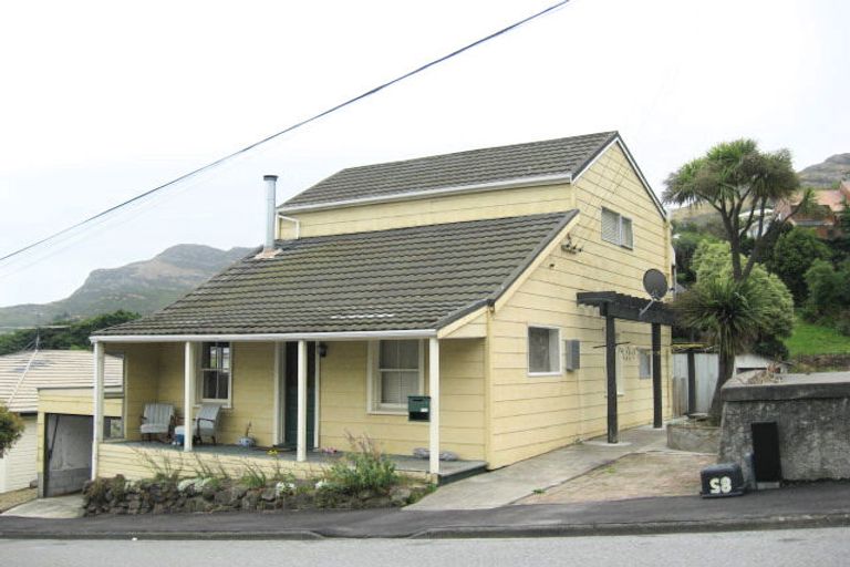 Photo of property in 85 Saint Davids Street, Lyttelton, 8082