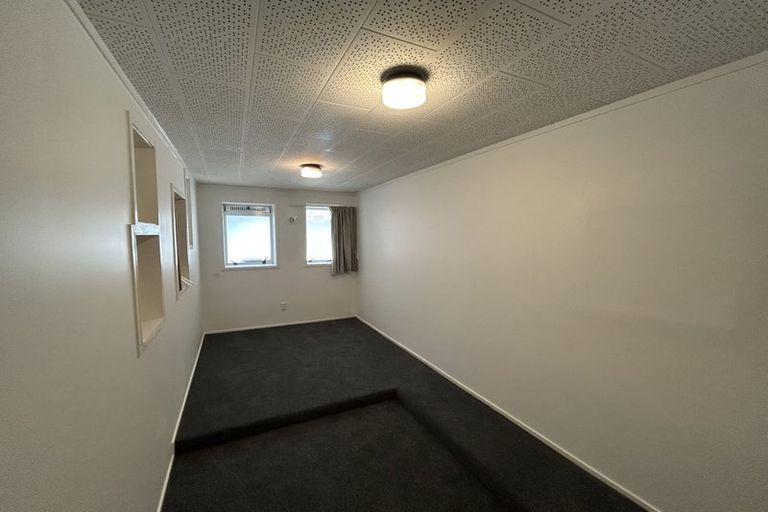 Photo of property in 23 Marcel Place, Glenfield, Auckland, 0629