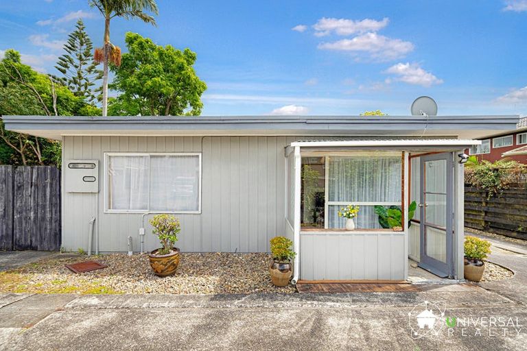 Photo of property in 3/1a Divich Avenue, Te Atatu South, Auckland, 0610