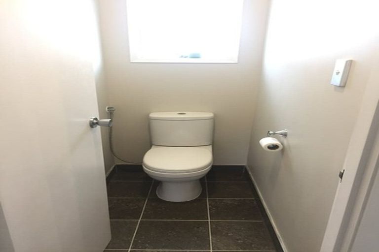 Photo of property in 2/226 Wainoni Road, Avondale, Christchurch, 8061