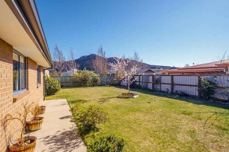 Photo of property in 13 Ash Avenue, Albert Town, Wanaka, 9305