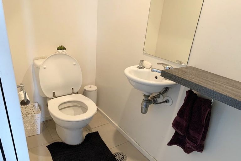 Photo of property in 58 Albionvale Road, Glen Eden, Auckland, 0602